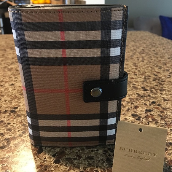 Burberry Handbags - “SOLD “. NWT Burberry 2018 Vintage Check Wallet